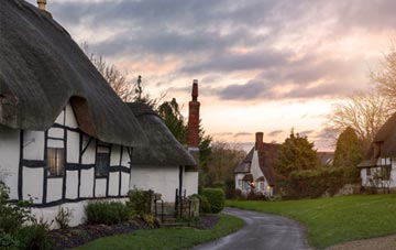 is Hidcote Bartrim thatch roofing popular